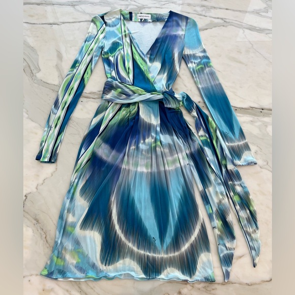 EMILIO PUCCI BLUE MULTI OCEAN PRINT DRESS MODEL 21RGO3 SIZE IT 40 / US 6 - Picture 7 of 16